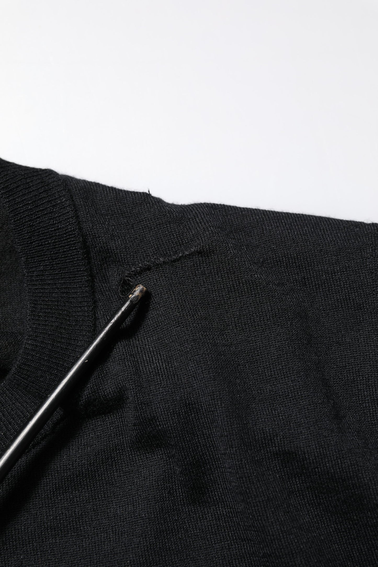 Dolce & Gabbana Black Cashmere Crew Neck Long Sleeves T-shirt