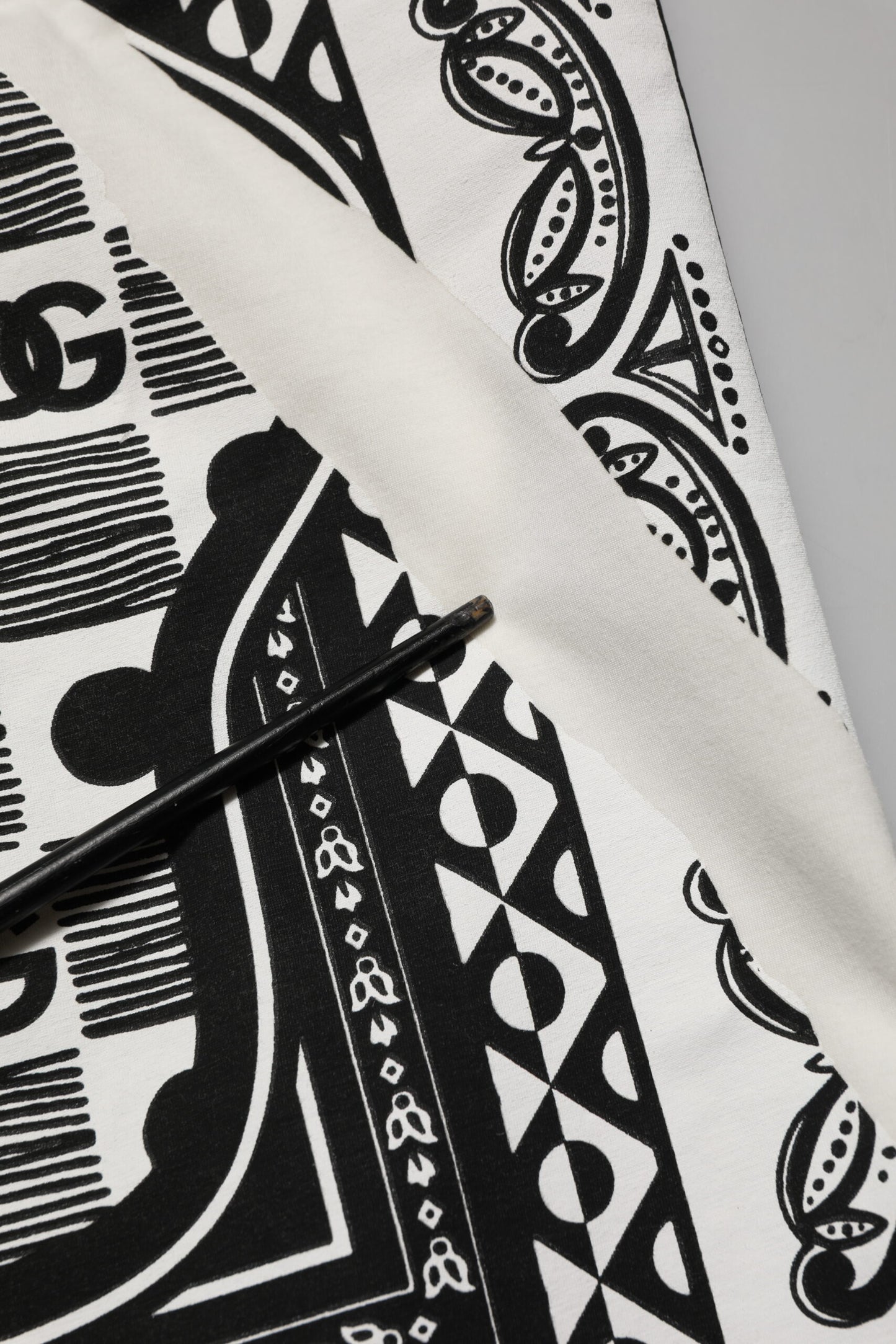 Dolce & Gabbana White Cotton Logo Bandana Print Men T-shirt